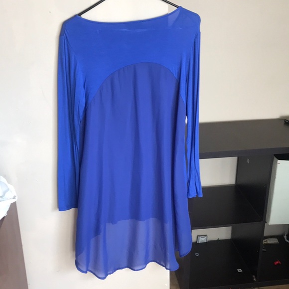 Bebe never worn long sleeve blouse - Picture 2 of 3